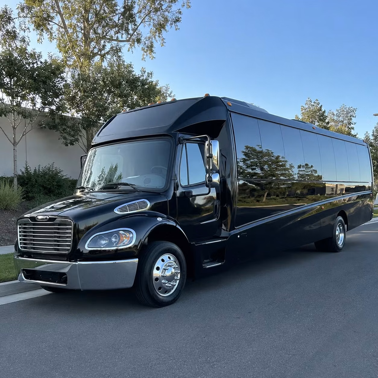 providence 35 passenger minibus rental